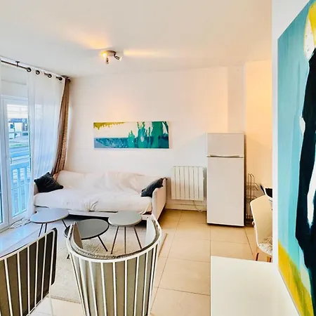 Apartment Cote - - A 2 Pas De La *